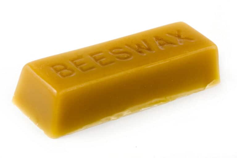 Selling Beeswax: How Much Money Can You Make? Profitable?